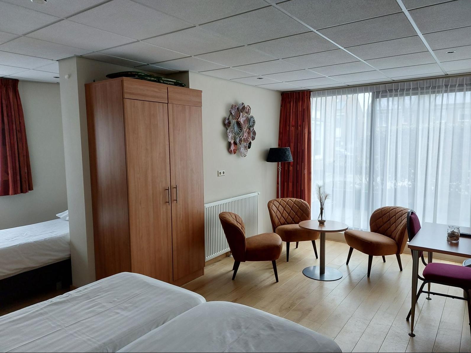 zimmer-gartenblick-hotel-de-dennen-hotel-de-dennen